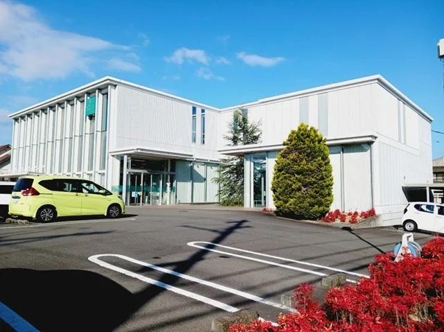 伊予銀行森松支店様まで900m