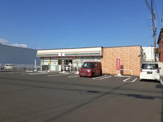 セブンイレブン鹿屋共栄町店まで380m