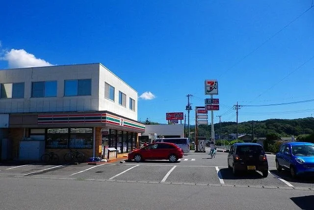 セブンイレブン裾野茶畑店まで450m