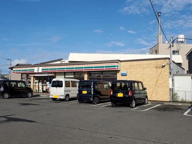 セブンイレブン柴田槻木上町店まで400m