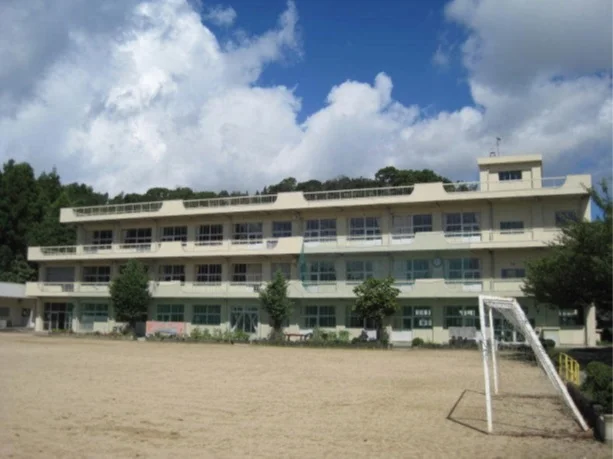 芝田小学校まで400m