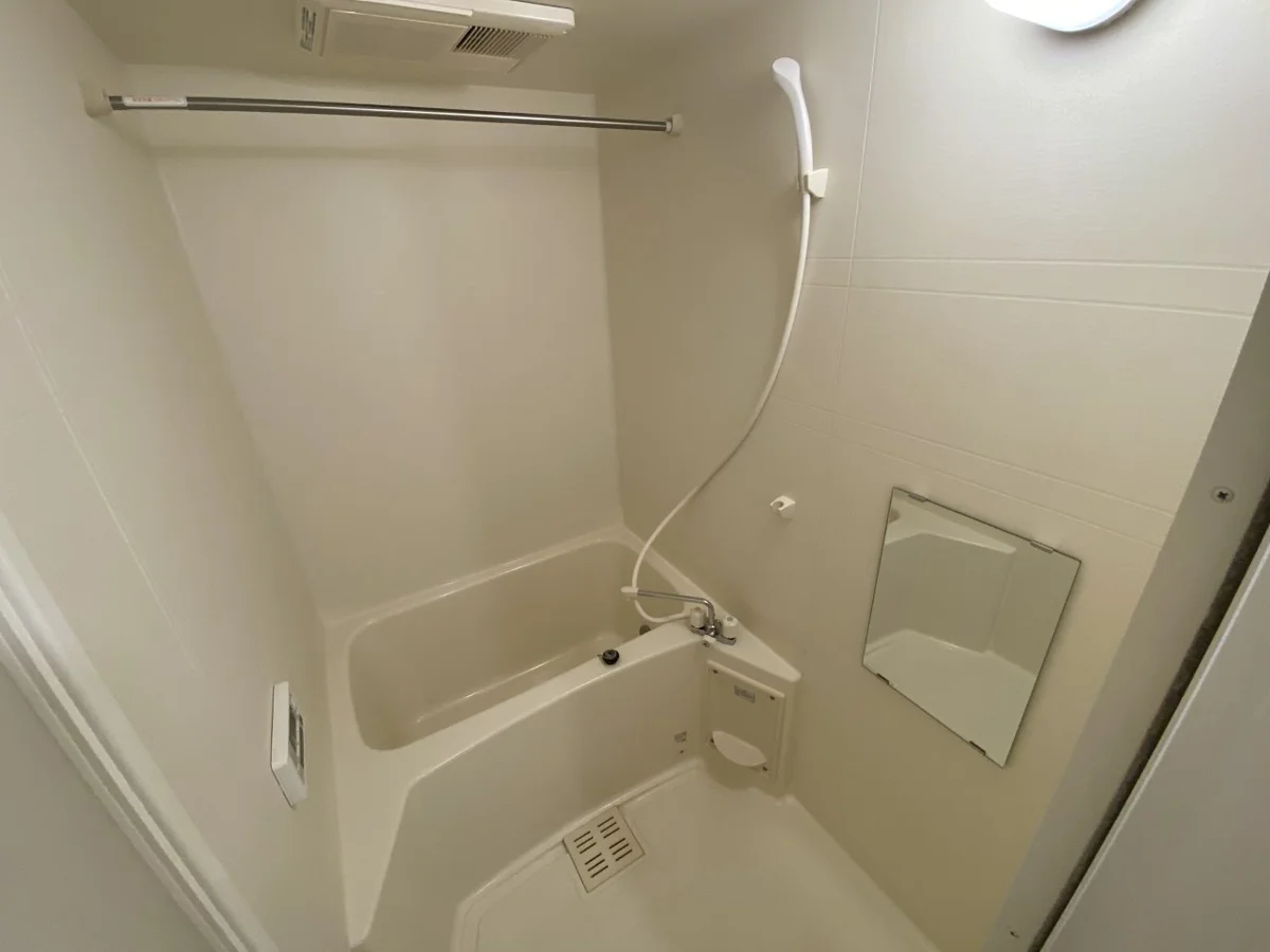 設備・仕様は号室により異なる為、現況を優先致します。