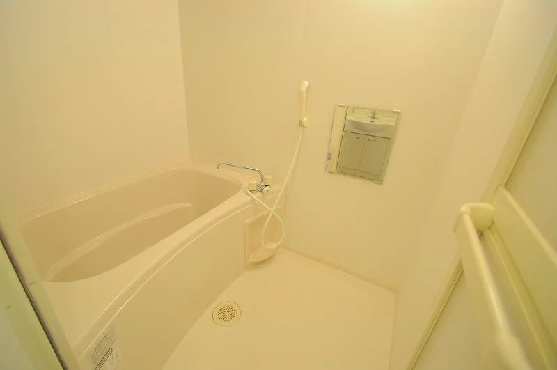 設備・仕様は号室により異なる為、現況を優先致します。