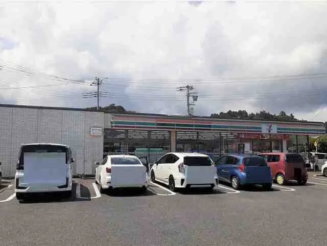 セブンイレブン 成東バイパス店まで450m