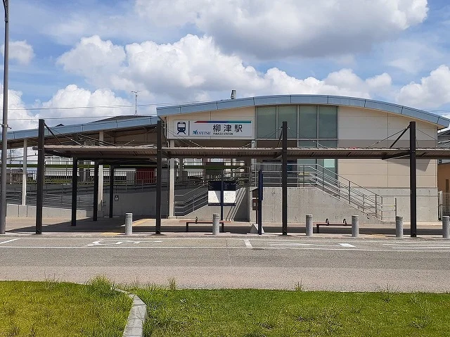 名鉄柳津駅まで1800m