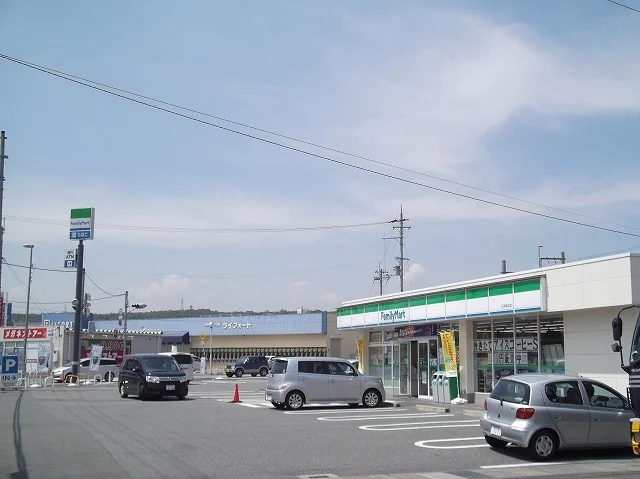 ファミリーマート三木末広店まで450m