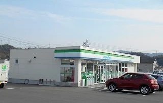 ファミリーマート浜の宮ビーチ様まで400m