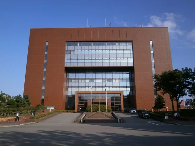 函館市役所まで550m