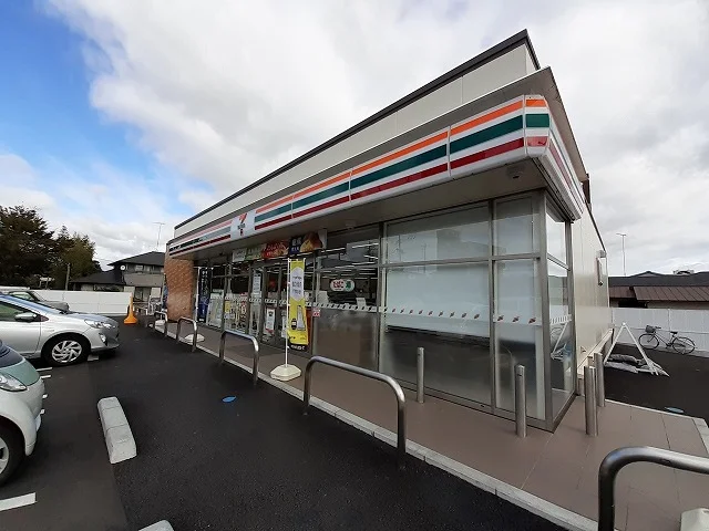 セブンイレブン並木町店まで450m