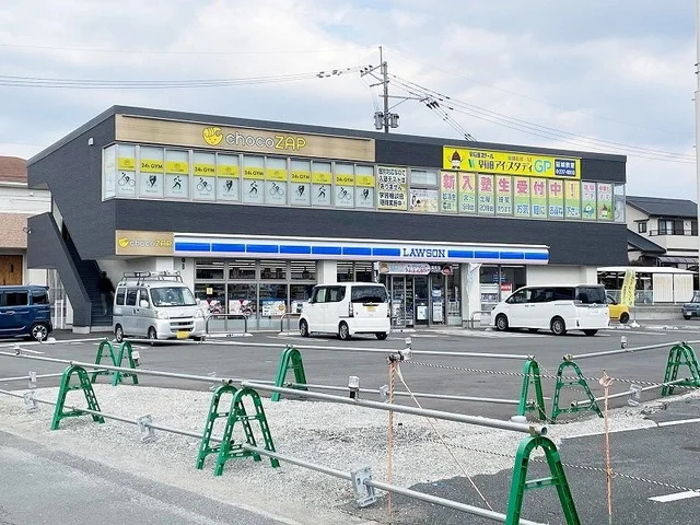 ローソン益城惣領北店まで850m