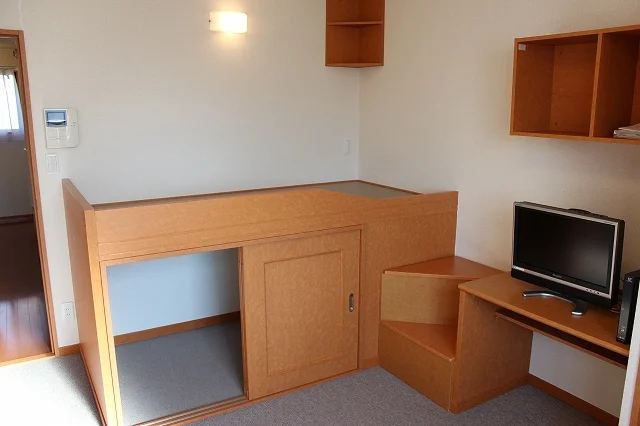 ベッド、収納完備