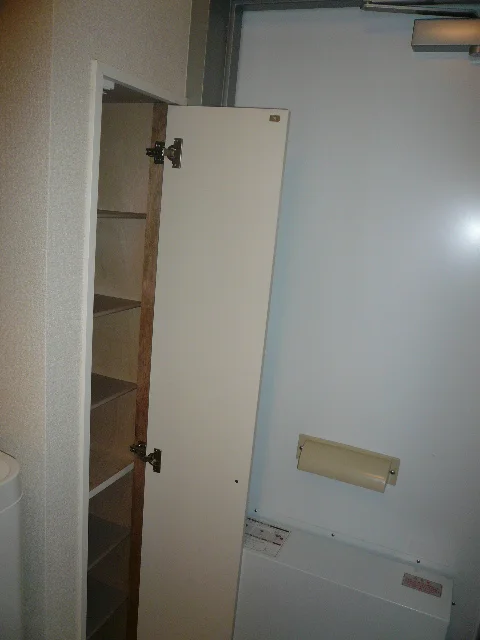 シューズボックスあり。