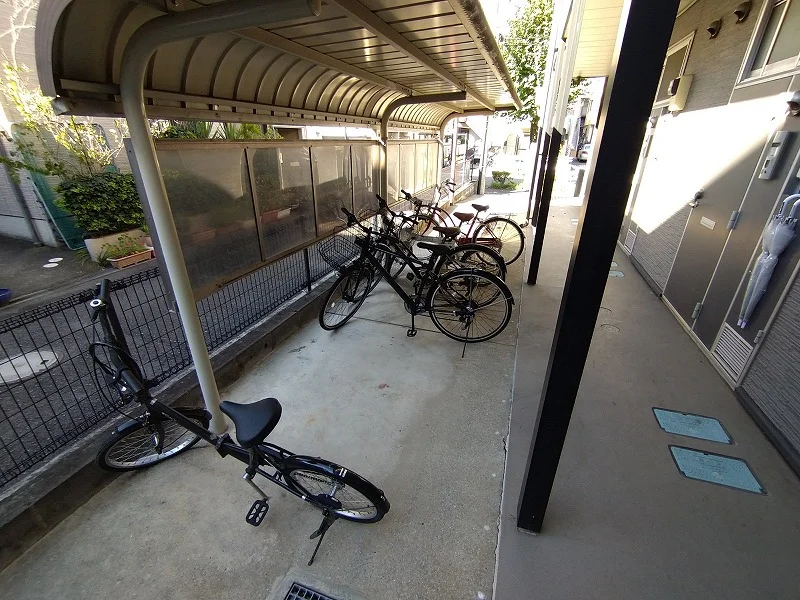 駐輪場　原付＆自転車のみ駐輪可能