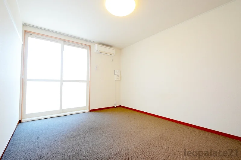 実際と異なる場合がございます。