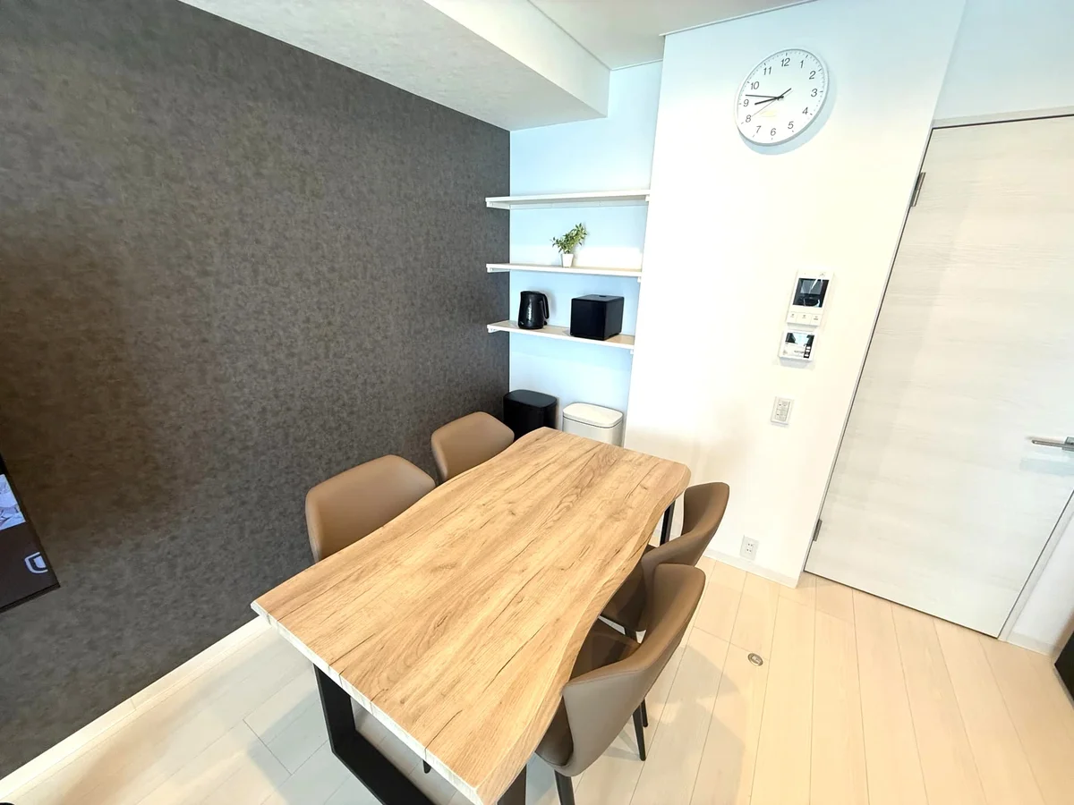 4脚ダイニングテーブル