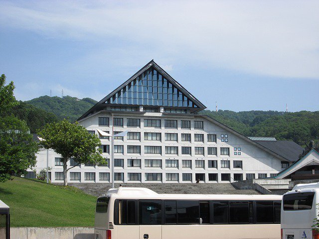 東北芸術工科大学まで3060m