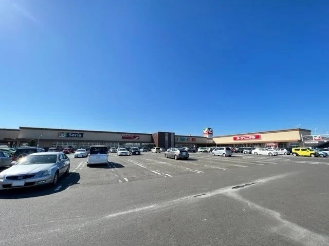 ヨークベニマル山田鈎取店まで500m