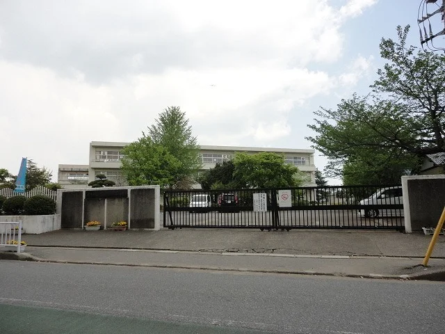 市原市立石塚小学校まで210m