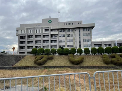 香芝市役所まで2200m