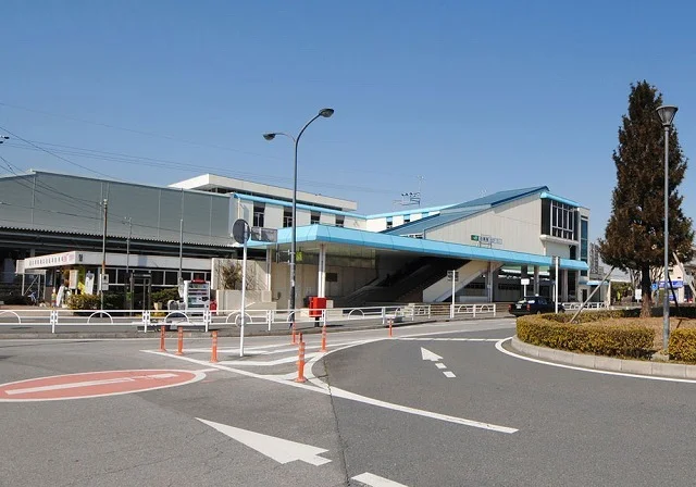 白岡駅まで2050m