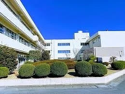 上里北中学校まで1300m