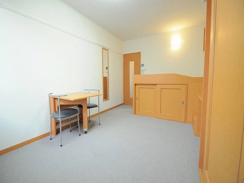 机は用途に合わせて折りたたみ可能！