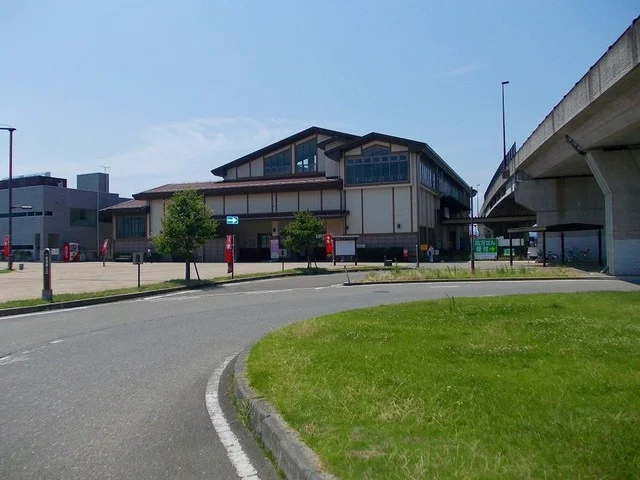 西若松駅まで2300m