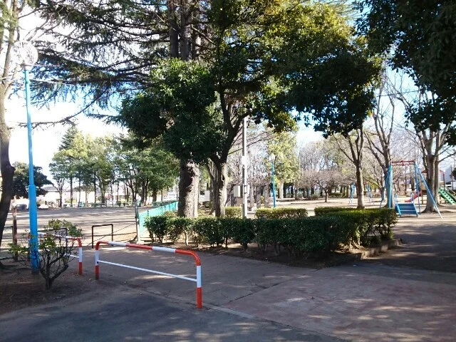 中居公園まで800m