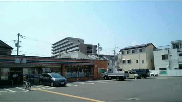 セブンイレブンまで260m