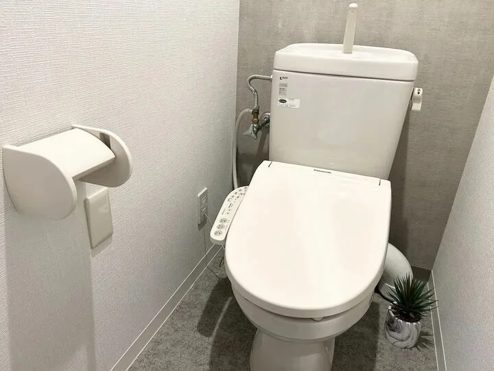 トイレはウォシュレットつき