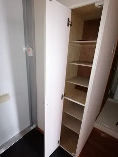 シューズボックス