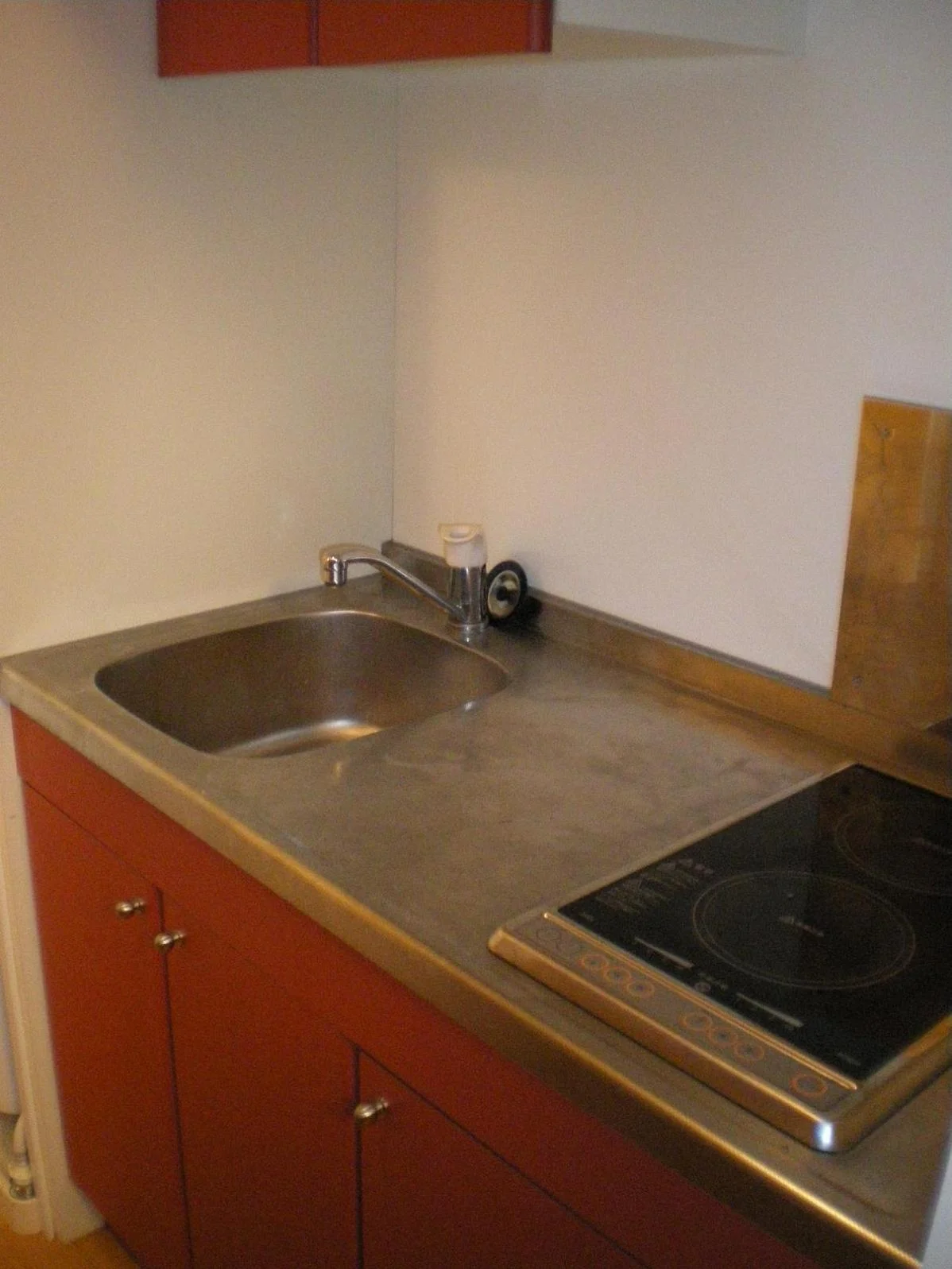 二口電気コンロです。