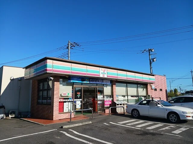 セブンイレブン　東前町店まで650m