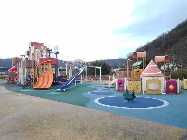 重箱緑地公園まで1000m