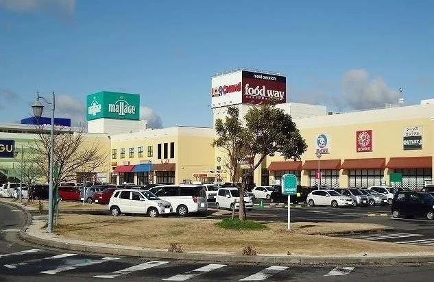 モラージュ佐賀まで1600m