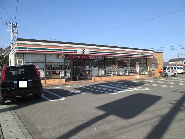 セブンイレブンまで200m