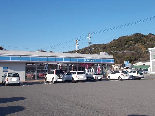 ローソン加草店まで1500m
