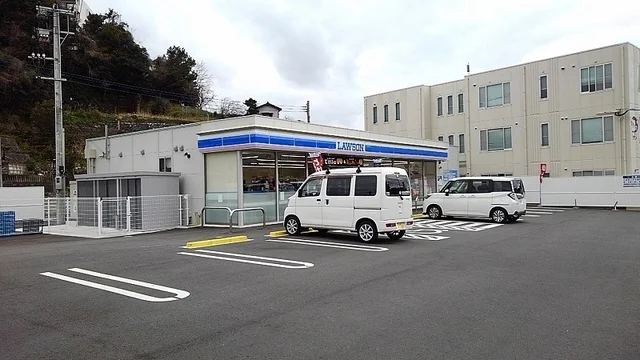 ローソンまで750m