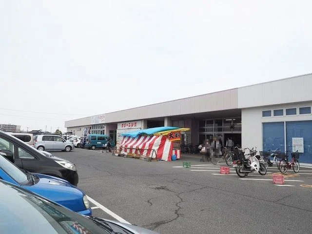 ルミエールまで170m