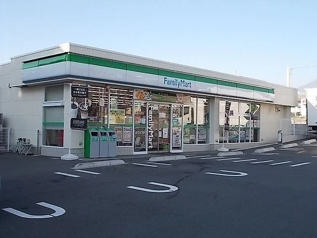 ファミリーマート富士厚原店まで450m