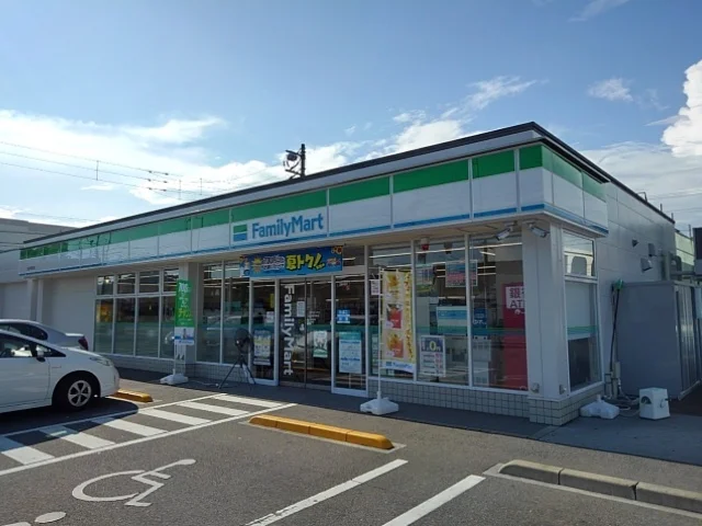 ファミリーマート坂出昭和町店まで200m