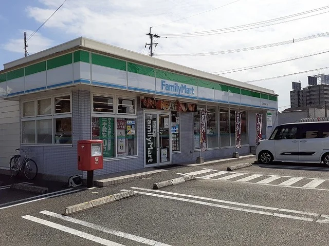 ファミリーマート御領８丁目店まで1200m