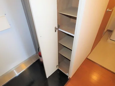 シューズボックスあり