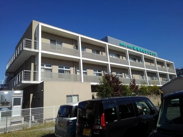 紀泉KDクリニック様まで250m