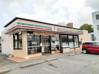 セブンイレブンまで2500m