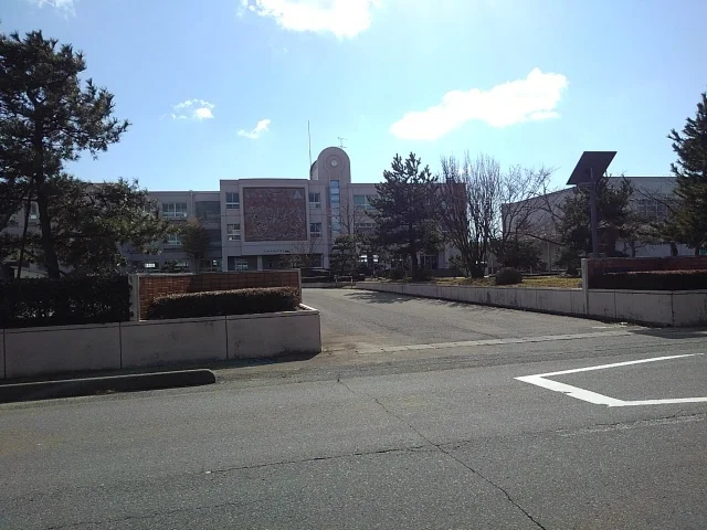 三川町立押切小学校まで800m