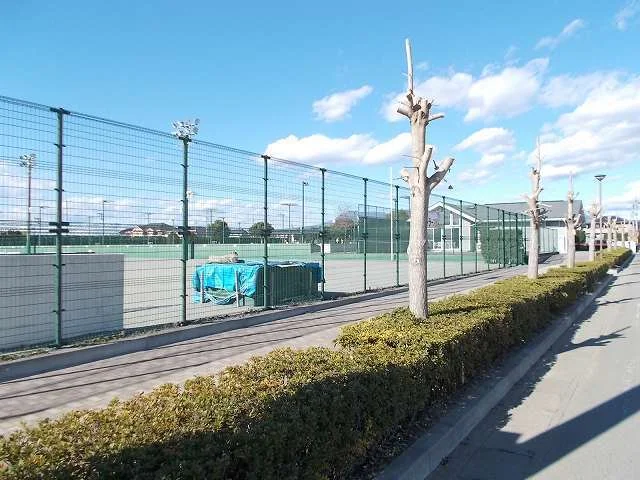 あかぼり運動公園まで1000m