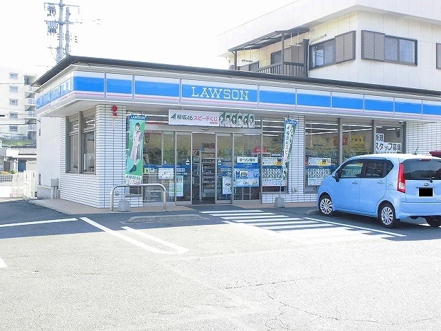 ローソン大門1丁目店まで695m