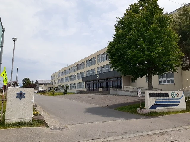 旭川市立東光小学校まで850m