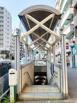 駒込駅まで139m